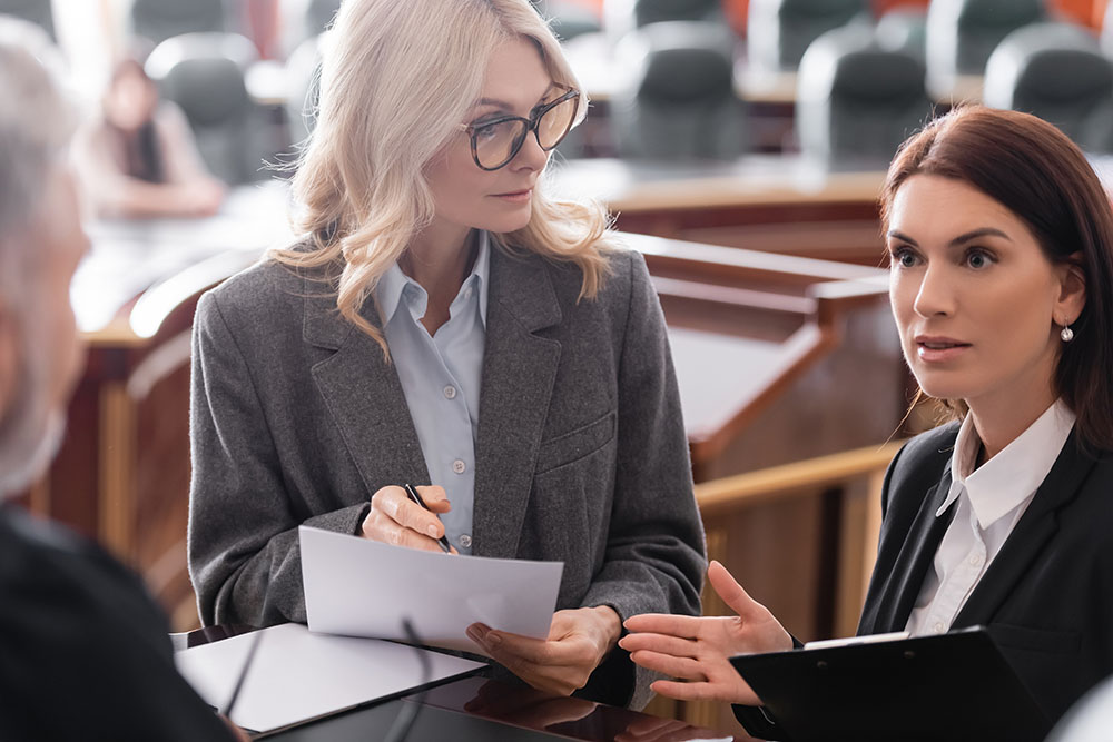 COURT ADVOCATES